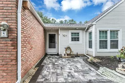 8 Chippendale Drive, Mount Sinai, NY 11766 - Photo 4
