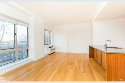 3585 Greystone Avenue #4B, Bronx, NY 10463 - Photo 8