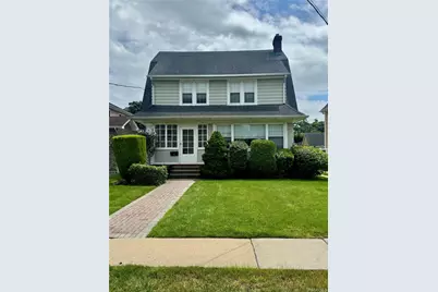 66 Reid Avenue, Rockville Centre, NY 11570 - Photo 1