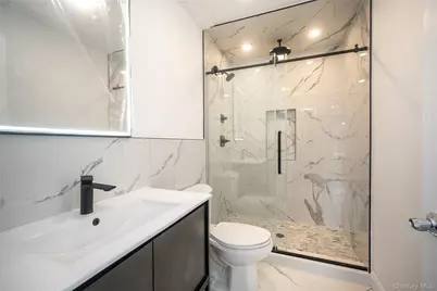 201 B Elm Street, New Rochelle, NY 10805 - Photo 22