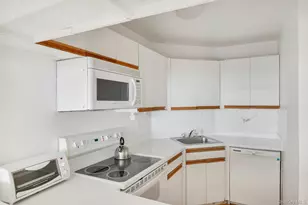 2820 Shipyard Ln, East Marion, NY 11939 - Photo 16
