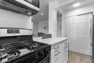 5425 Valles Ave, Bronx, NY 10471 - Photo 12