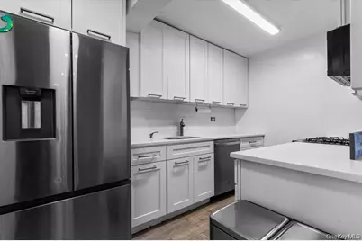 5425 Valles Avenue #3F, Bronx, NY 10471 - Photo 14