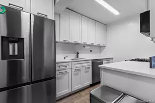 5425 Valles Ave, Bronx, NY 10471 - Photo 14