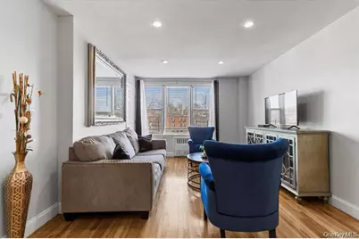 5425 Valles Avenue #3F, Bronx, NY 10471 - Photo 8