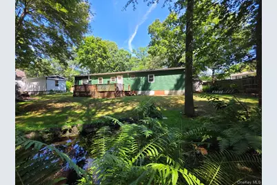 83 Forge Road #2, Riverhead, NY 11901 - Photo 2