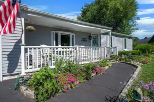 16 Pine Edge Dr, East Moriches, NY 11940 - Photo 4