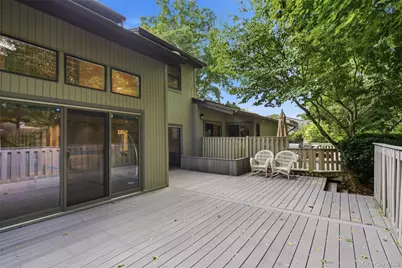 42 Country Club Drive, Jericho, NY 11753 - Photo 38