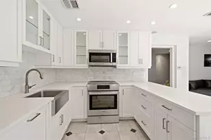 42 Country Club Dr, Jericho, NY 11753 - Photo 16