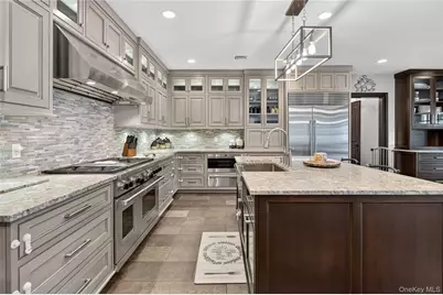 23 Gloria Lane, Huntington, NY 11743 - Photo 6