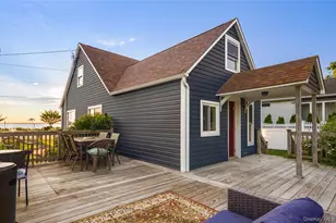 21 Grandview Dr, Shirley, NY 11967 - Photo 6