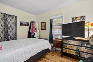 21 Grandview Dr, Shirley, NY 11967 - Photo 24