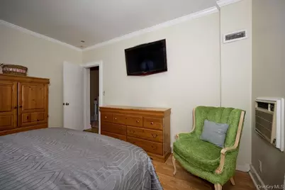 404 Prescott Street, Yonkers, NY 10701 - Photo 22