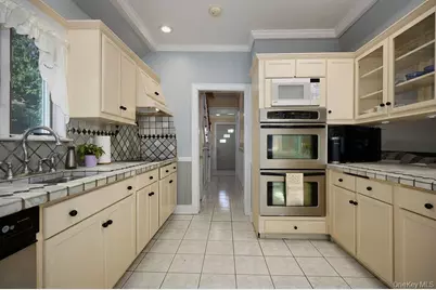 404 Prescott Street, Yonkers, NY 10701 - Photo 18