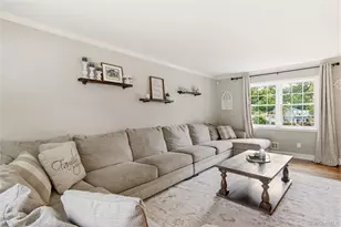 1 Wenmore Ct, Commack, NY 11725 - Photo 6