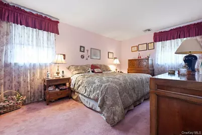 1981 Lenox Avenue, East Meadow, NY 11554 - Photo 14