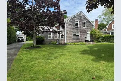 21 Elm Street, Southampton, NY 11968 - Photo 1