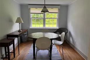 21 Elm St, Southampton, NY 11968 - Photo 8