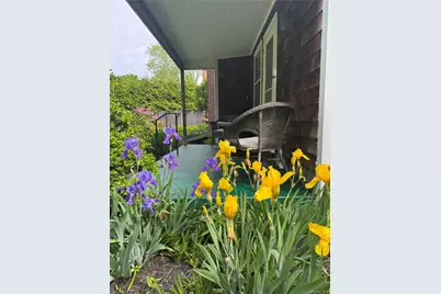 21 Elm Street, Southampton, NY 11968 - Photo 2