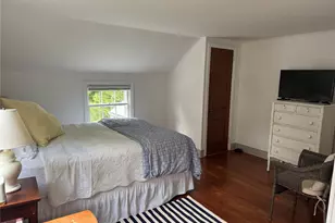 21 Elm St, Southampton, NY 11968 - Photo 12