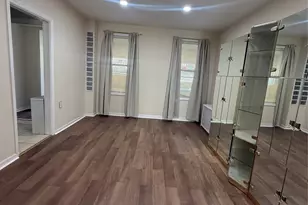 868 Morris Park Ave, Bronx, NY 10462 - Photo 6