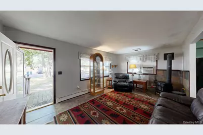 391 Starlight Drive, Shirley, NY 11967 - Photo 6