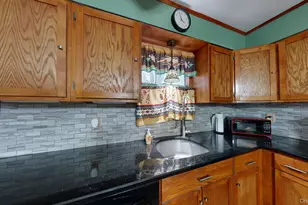 391 Starlight Dr, Shirley, NY 11967 - Photo 8