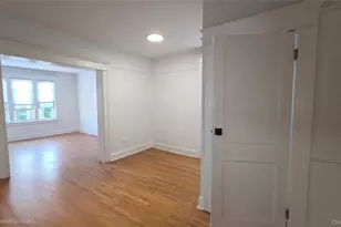 68-07 53rd Ave, Maspeth, NY 11378 - Photo 4