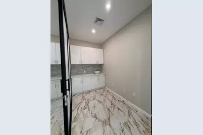 14147 Northern Boulevard #2nd FL, Flushing, NY 11354 - Photo 4