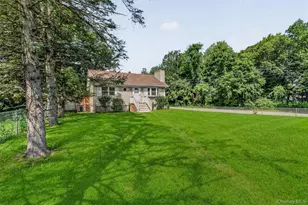 76 Meadow Sweet Rd, Cortlandt Manor, NY 10567 - Photo 4