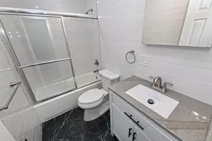 15 Parkview Dr, Commack, NY 11725 - Photo 28
