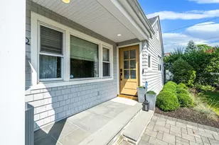 170 Seville Blvd, Sayville, NY 11782 - Photo 4