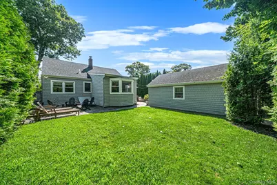 170 Seville Boulevard, Sayville, NY 11782 - Photo 28