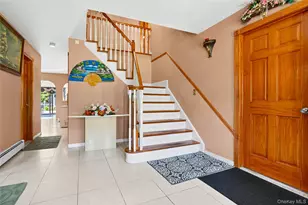 4 Winding Ln, Islandia, NY 11749 - Photo 6