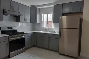 11-23 130th St, College Point, NY 11356 - Photo 4