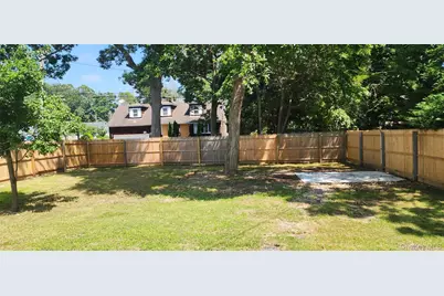 68 Montauk Drive, Mastic Beach, NY 11951 - Photo 20