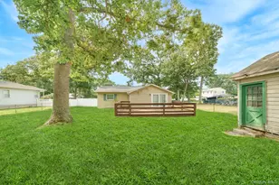 49 Salem St, Patchogue, NY 11772 - Photo 6