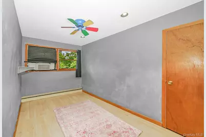 49 Salem Street, Patchogue, NY 11772 - Photo 28
