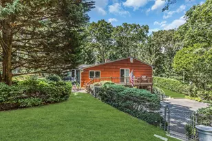 188 Daly Rd, East Northport, NY 11731 - Photo 28