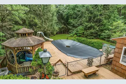 188 Daly Road, East Northport, NY 11731 - Photo 40