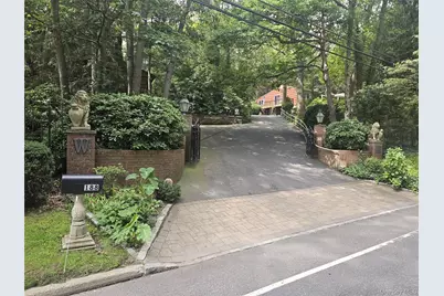 188 Daly Road, East Northport, NY 11731 - Photo 2