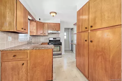 63 Thatcher Avenue, Harrison, NY 10528 - Photo 12