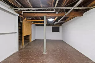 117 Bryan Ave, Amityville, NY 11701 - Photo 26
