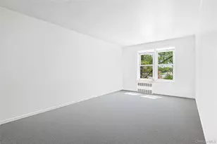 66-92 Selfridge St, Forest Hills, NY 11375 - Photo 4