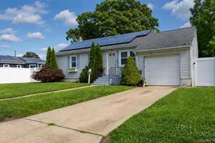 132 48th St, Lindenhurst, NY 11757 - Photo 16
