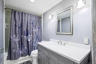117 Broadway, Shirley, NY 11967 - Photo 22