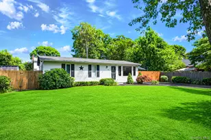 117 Broadway, Shirley, NY 11967 - Photo 2