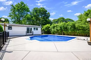 117 Broadway, Shirley, NY 11967 - Photo 6