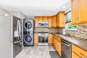117 Broadway, Shirley, NY 11967 - Photo 14