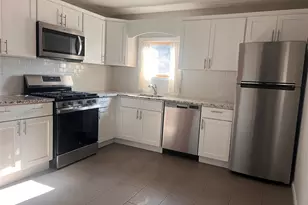 1375 W Main St, Riverhead, NY 11901 - Photo 16
